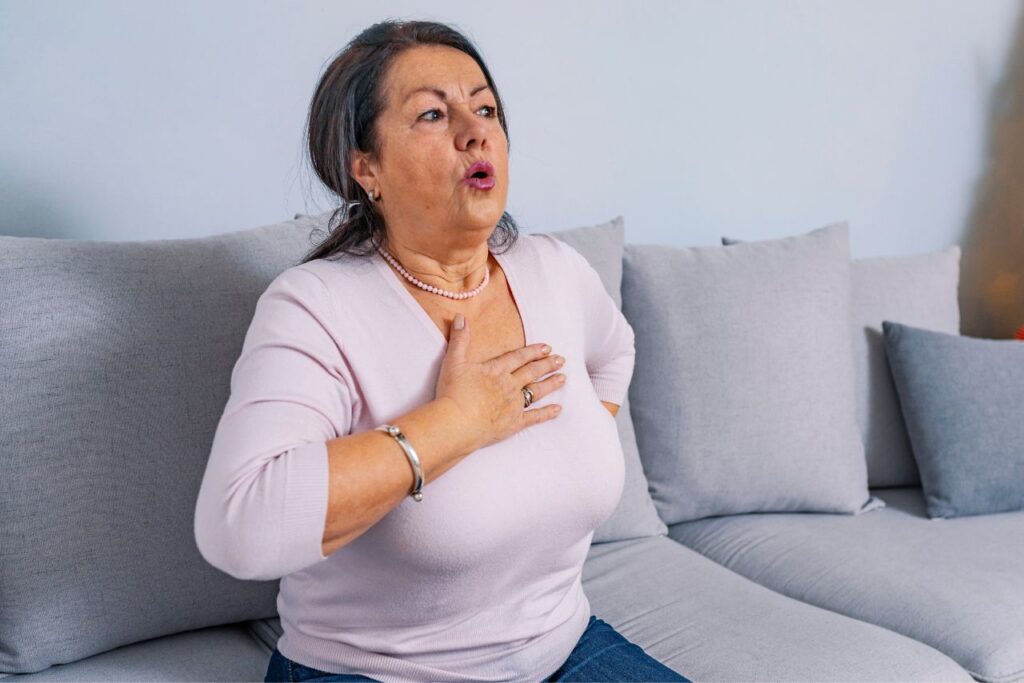 signs of a heart attack in women